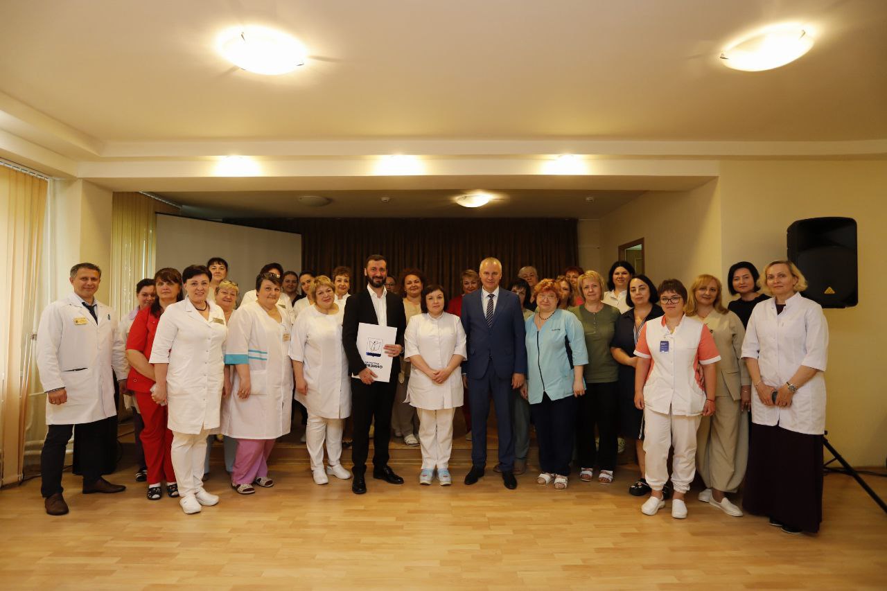 Глава городского округа Фрязино Дмитрий Воробьев встретился с сотрудниками подразделения им. М.В. Гольца «Щелковской больницы»