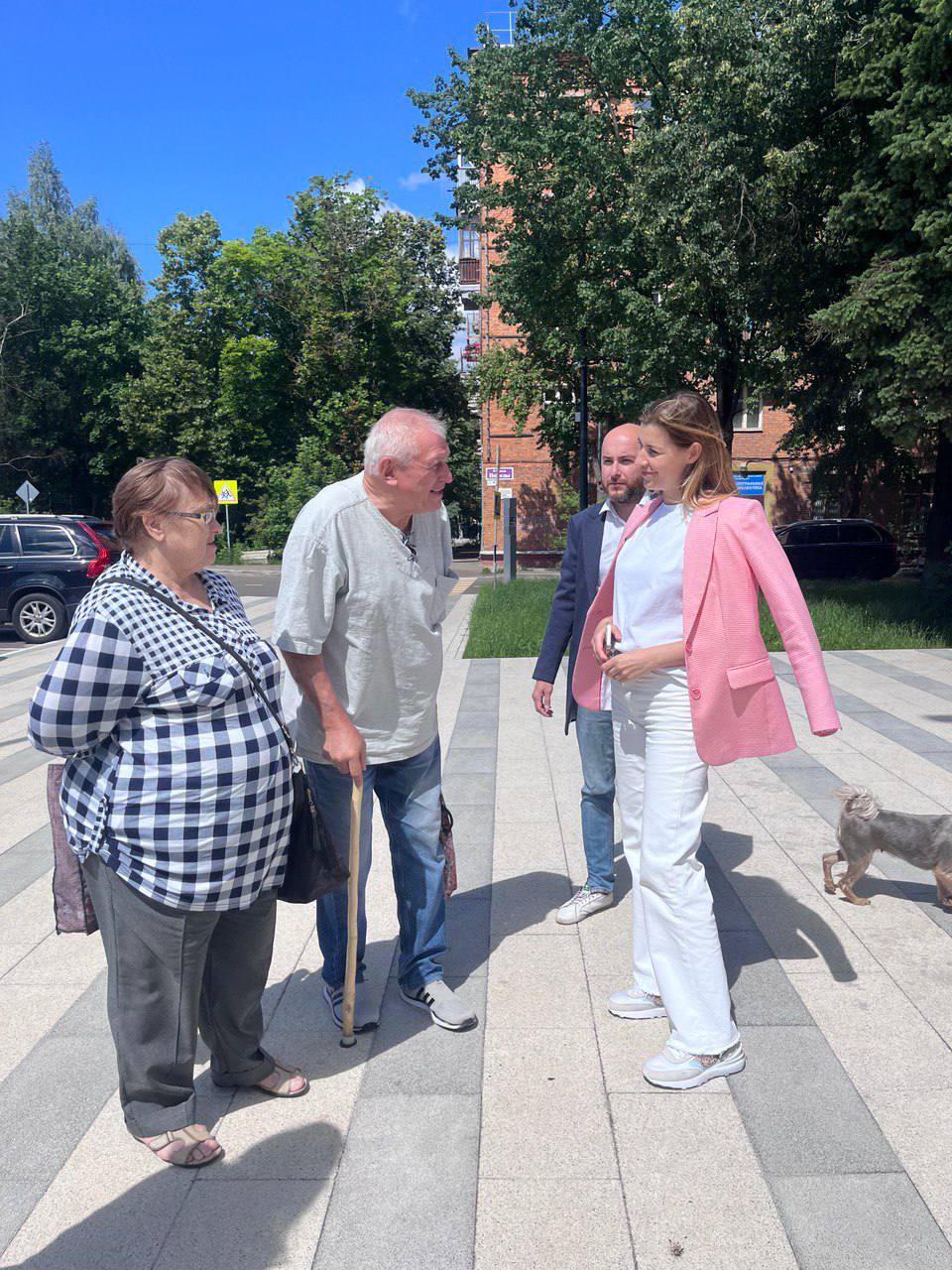 Осмотр территории реконструируемой площади Победы