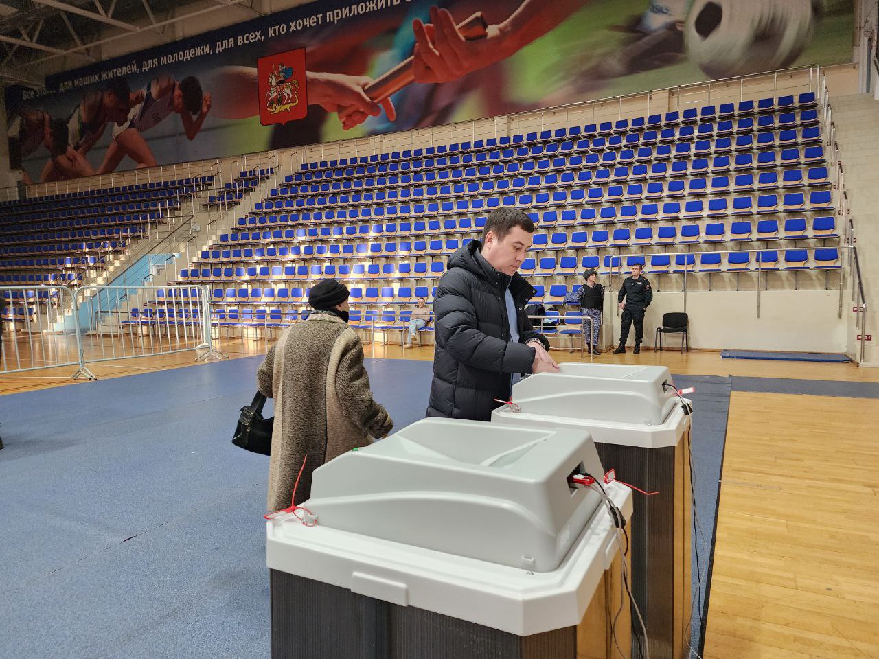 Сегодня в 8.00 все 25 избирательных участков открылись в Наукограде Фрязино