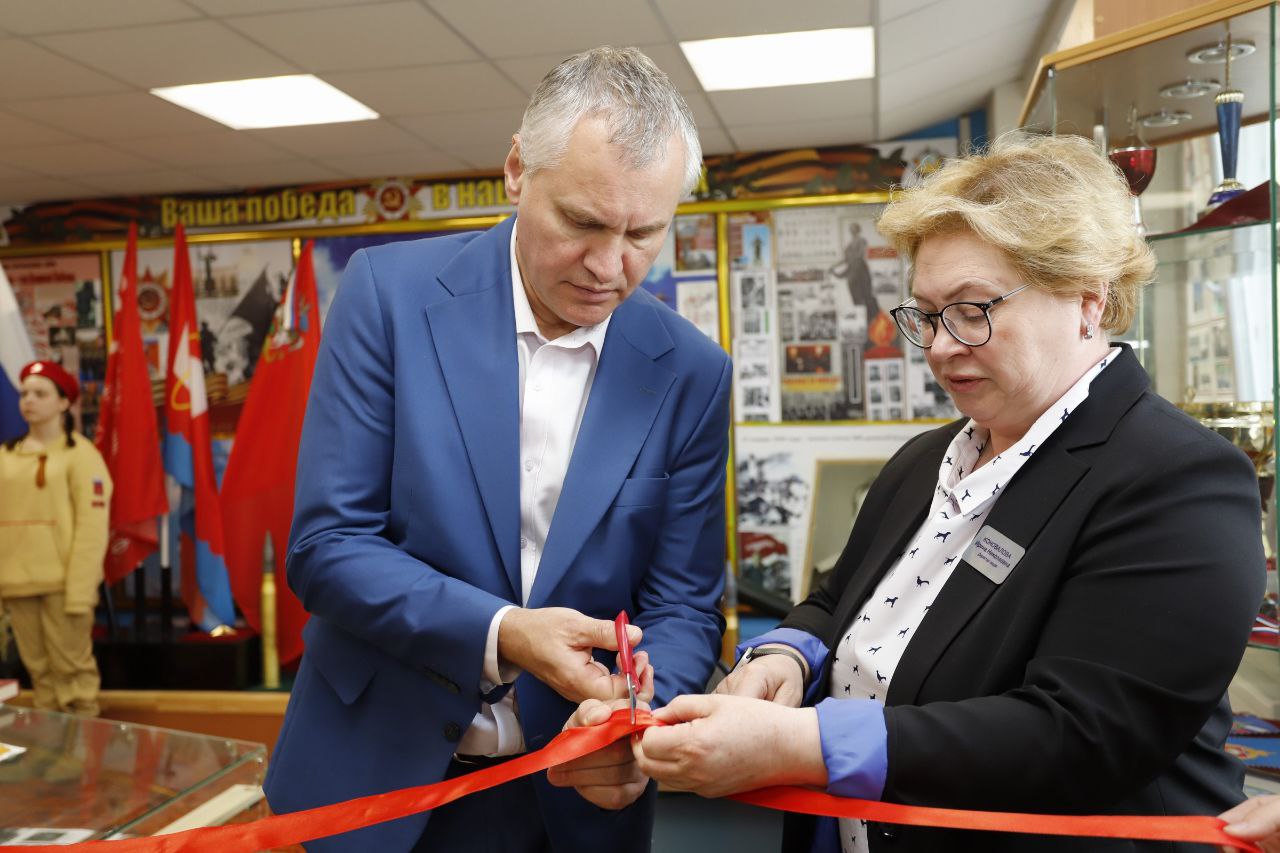 Парту Героя имени Бориса Еряшева открыли в Лицее