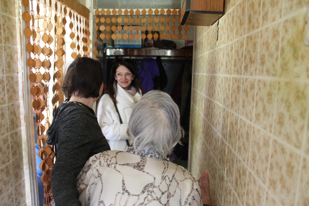 Проверка содержания дворовой территории и многоквартирного дома №33 по улице Луговой