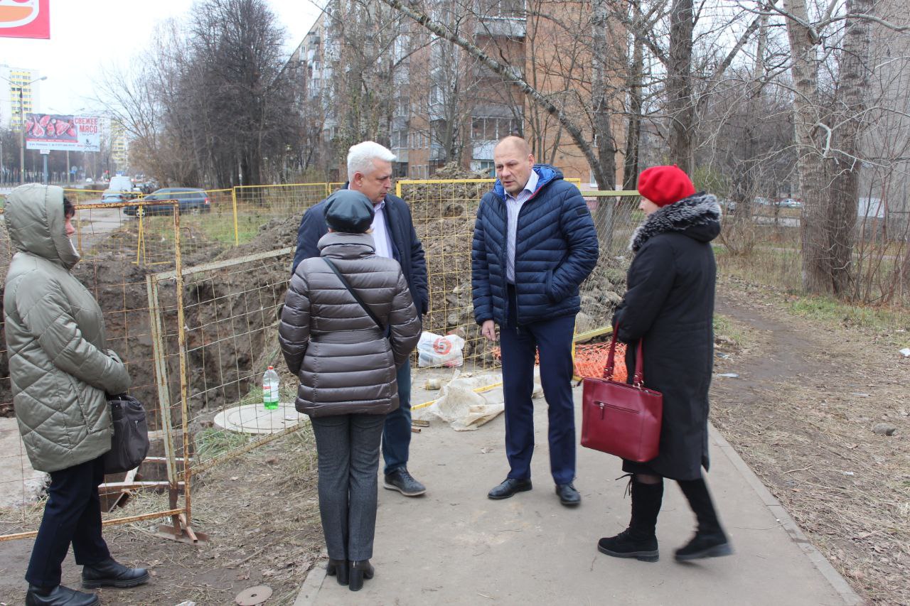 Заместитель главы городского округа Фрязино Антон Тропин провел встречу с жителями домов №6 и №2 по Проспекту Мира
