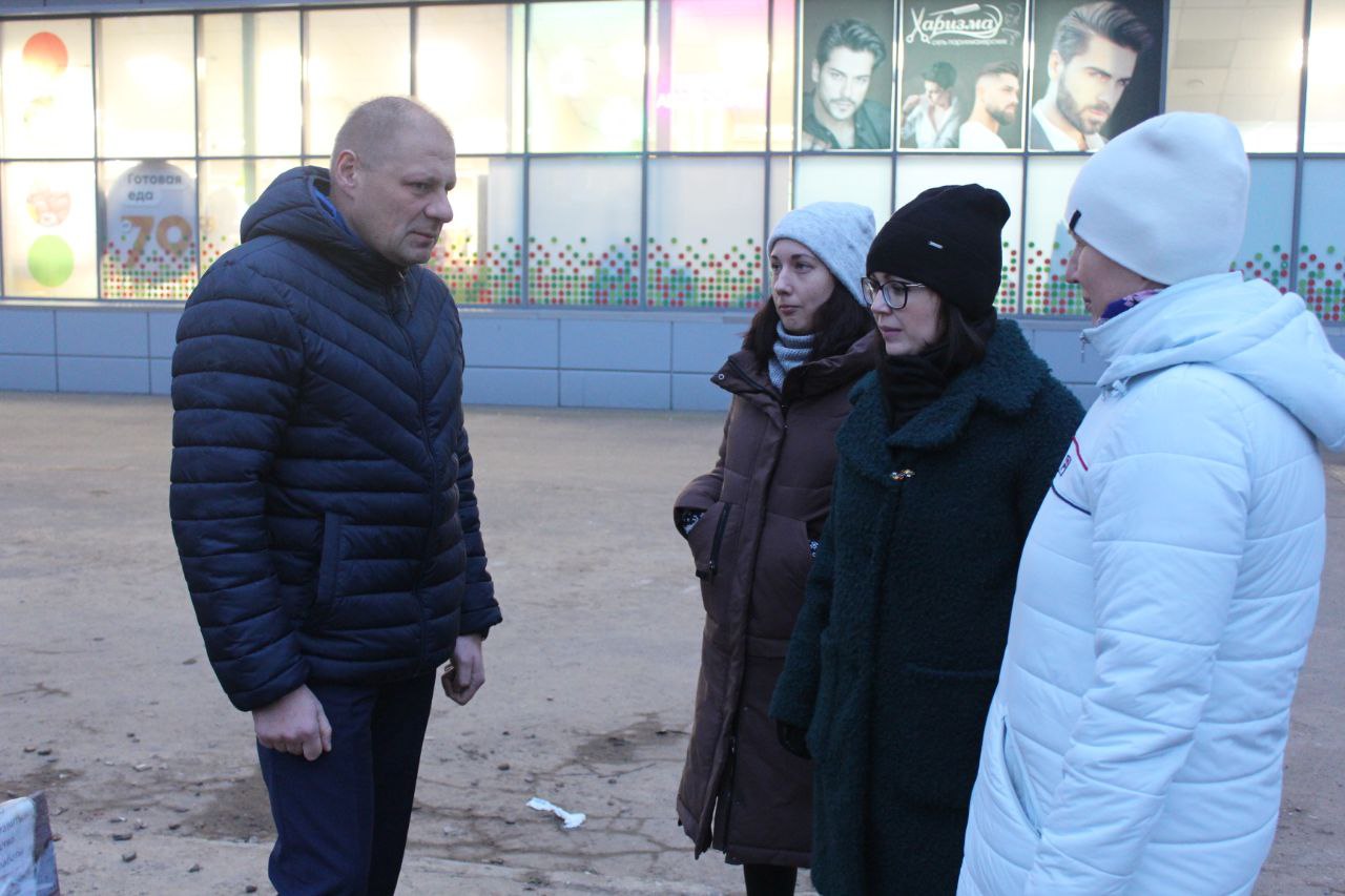 Заместитель главы городского округа Фрязино Антон Тропин провел встречу с жителями домов №6 и №2 по Проспекту Мира