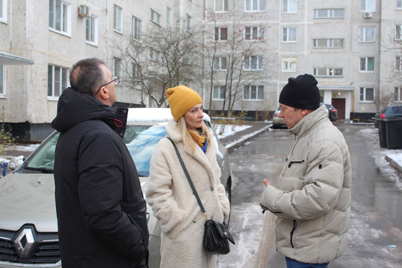 Встреча с жителями дома, расположенного по улице Полевой, 23