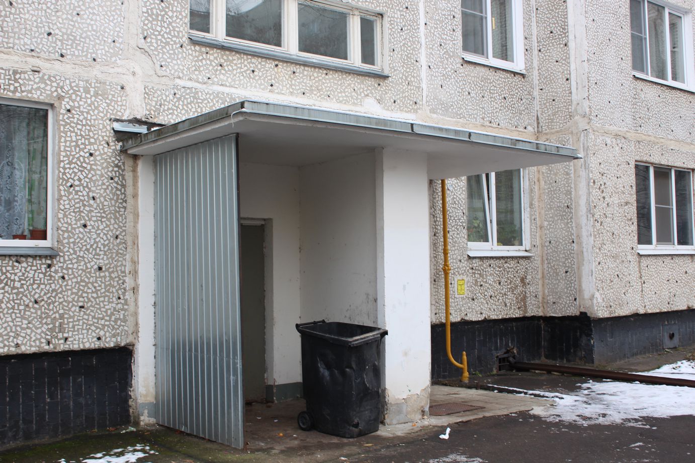 Встреча с жителями дома, расположенного по улице Полевой, 23