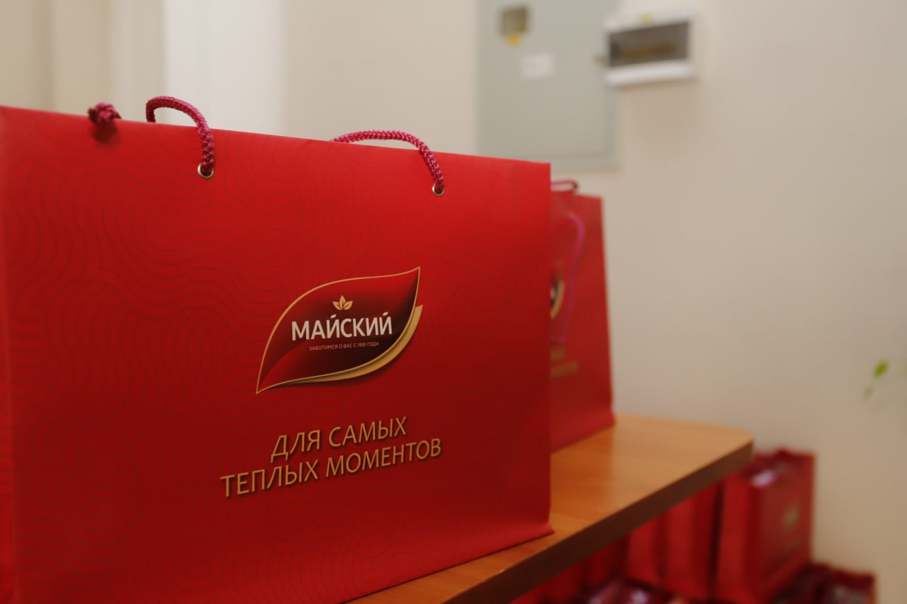 Глава городского округа Фрязино Дмитрий Воробьев поздравил с праздником старшее поколение