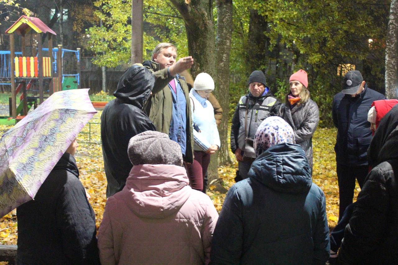 Заместитель главы городского округа Фрязино Виктория Оганезова провела важную встречу с жителями дома 10а по улице Центральной