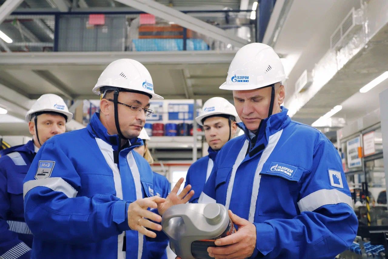 Глава Фрязино высоко оценил современную научно-исследовательскую базу и технологии Московского завода «Газпромнефть-СМ»