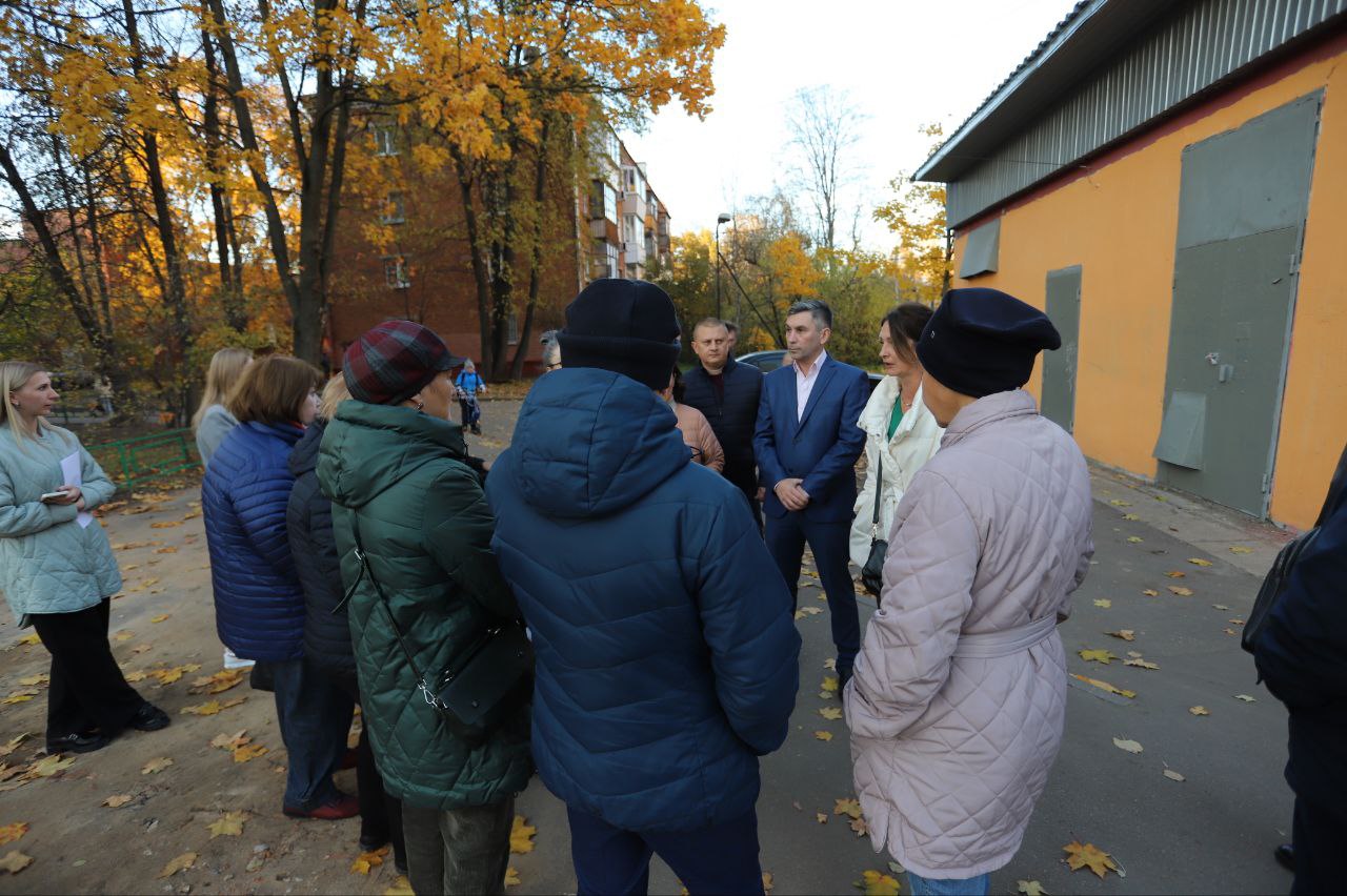 Первый заместитель главы городского округа Фрязино Нодар Бощеван провел традиционную встречу с жителями