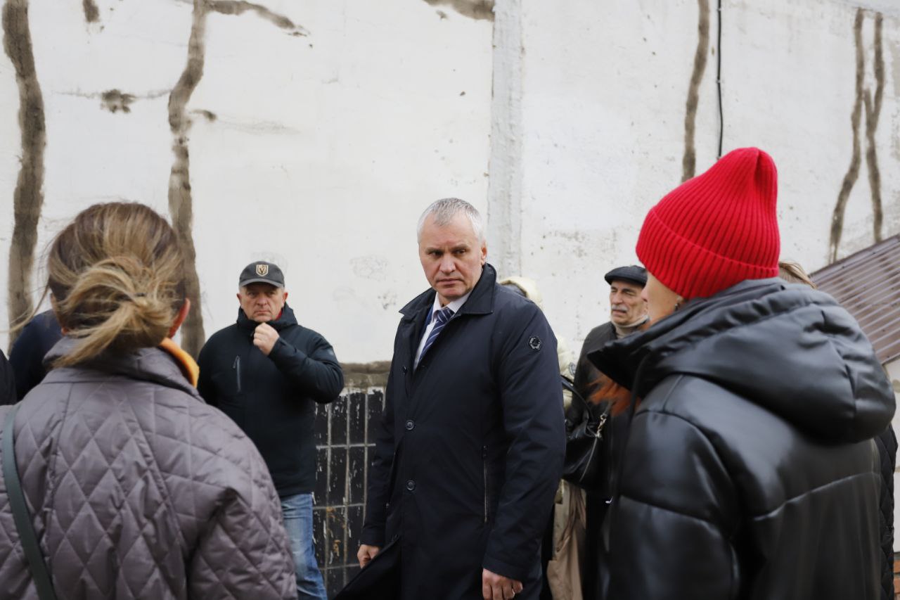 Глава городского округа Фрязино Дмитрий Воробьев провел встречу с жителями домов 24/2 и 24/3 по проспекту Мира