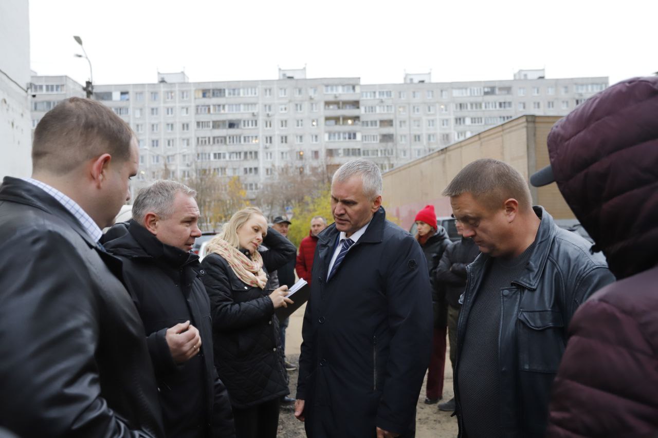 Глава городского округа Фрязино Дмитрий Воробьев провел встречу с жителями домов 24/2 и 24/3 по проспекту Мира