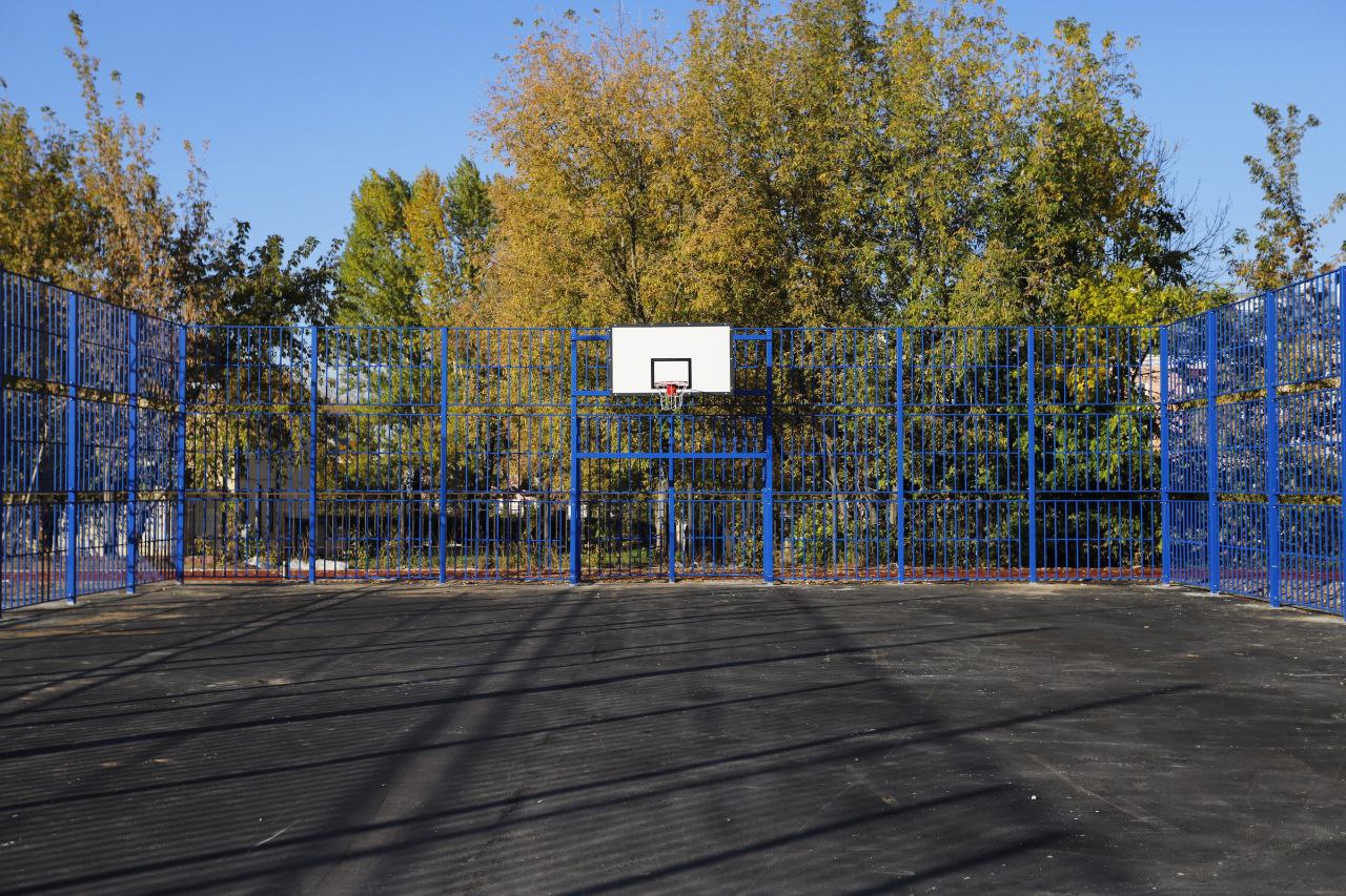 Глава городского округа Фрязино Дмитрий Воробьев проверил работы по обустройству современного спортивного ядра школы №1