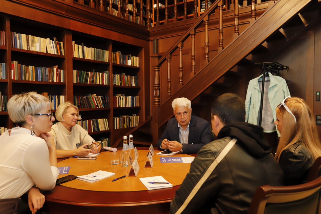 На территории АО «НПП «Исток» им. Шокина» прошел открытый прием жителей