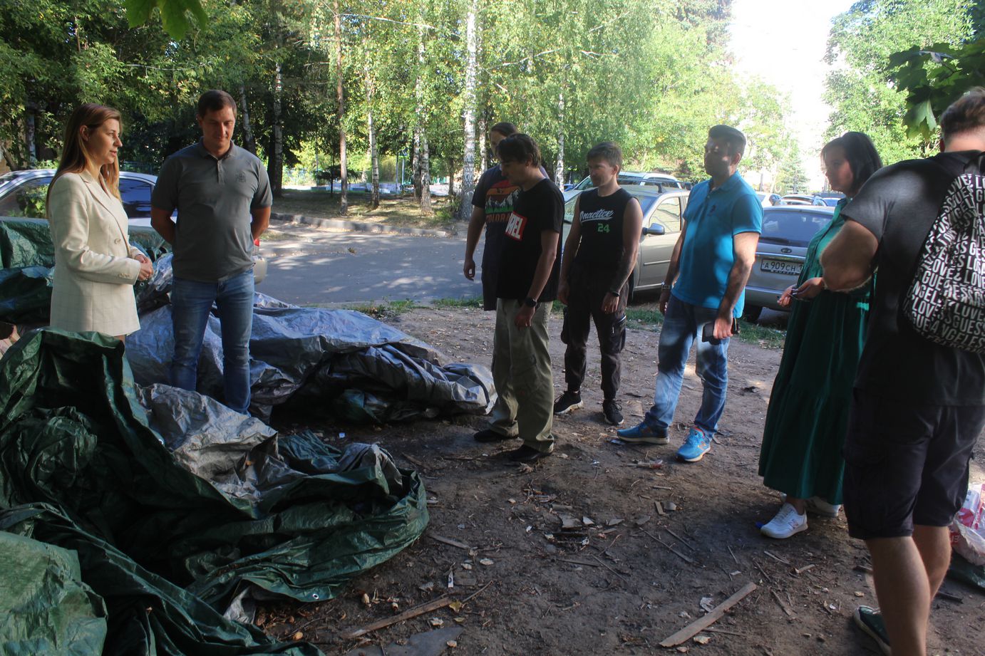 Заместитель главы городского округа Фрязино Наталия Князева встретилась с жителями в районе дома №15 по улице Вокзальной