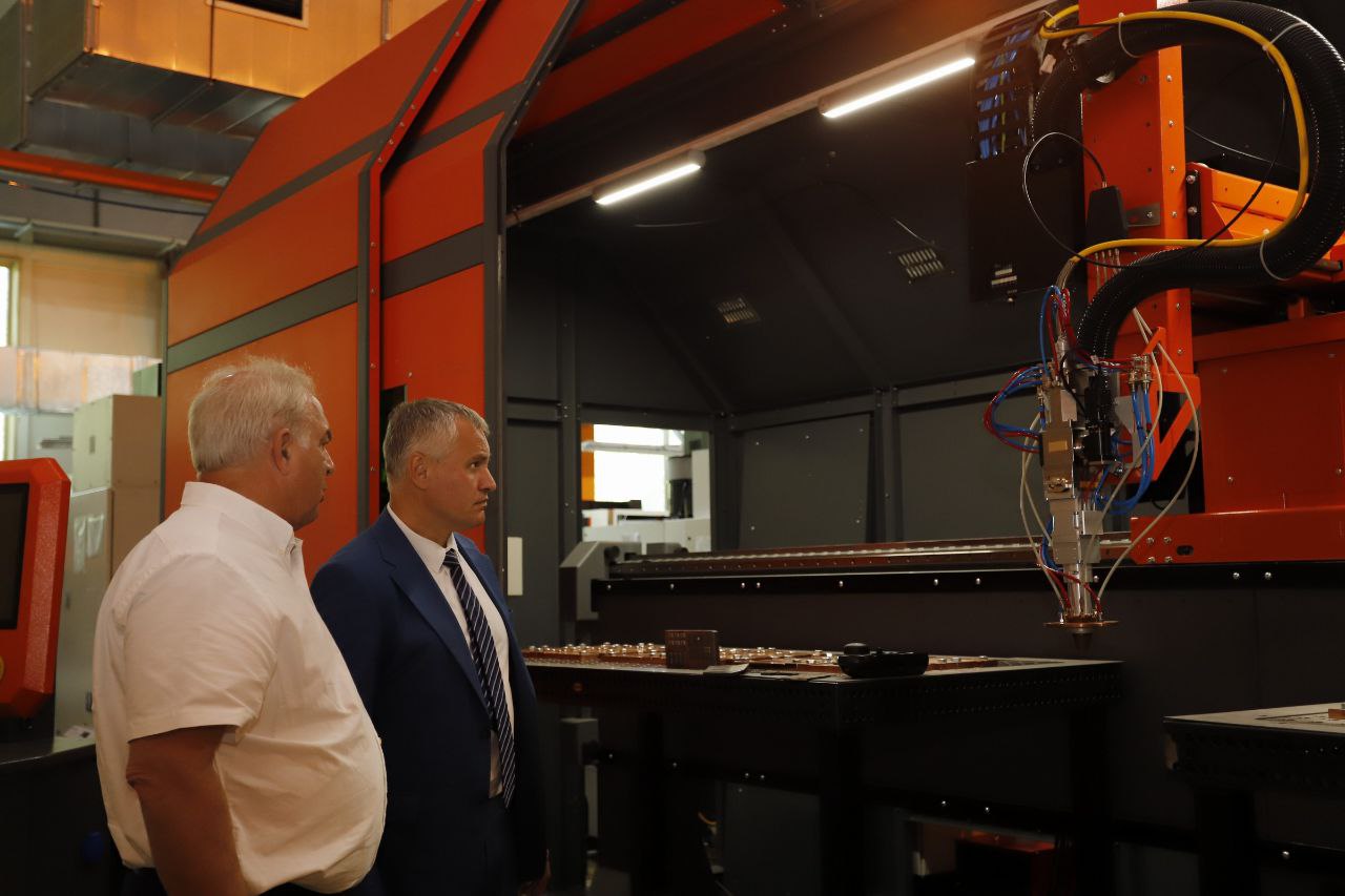 Глава городского округа Фрязино Дмитрий Воробьев встретился с генеральным директором ООО НТО «ИРЭ-Полюс Николаем Евтихиевым