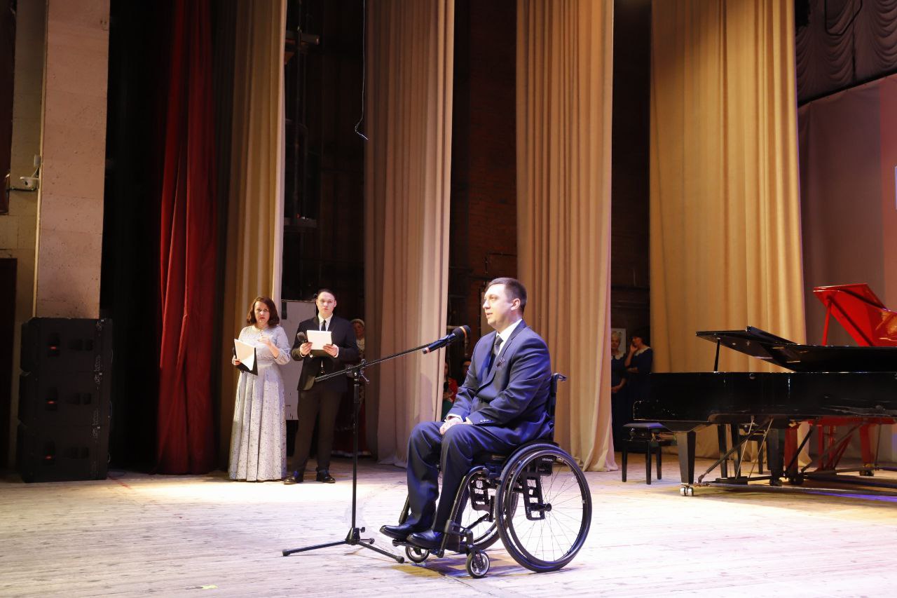 В зале дворца культуры «Исток» дали старт мероприятиям, посвящённым Году защитника Отечества