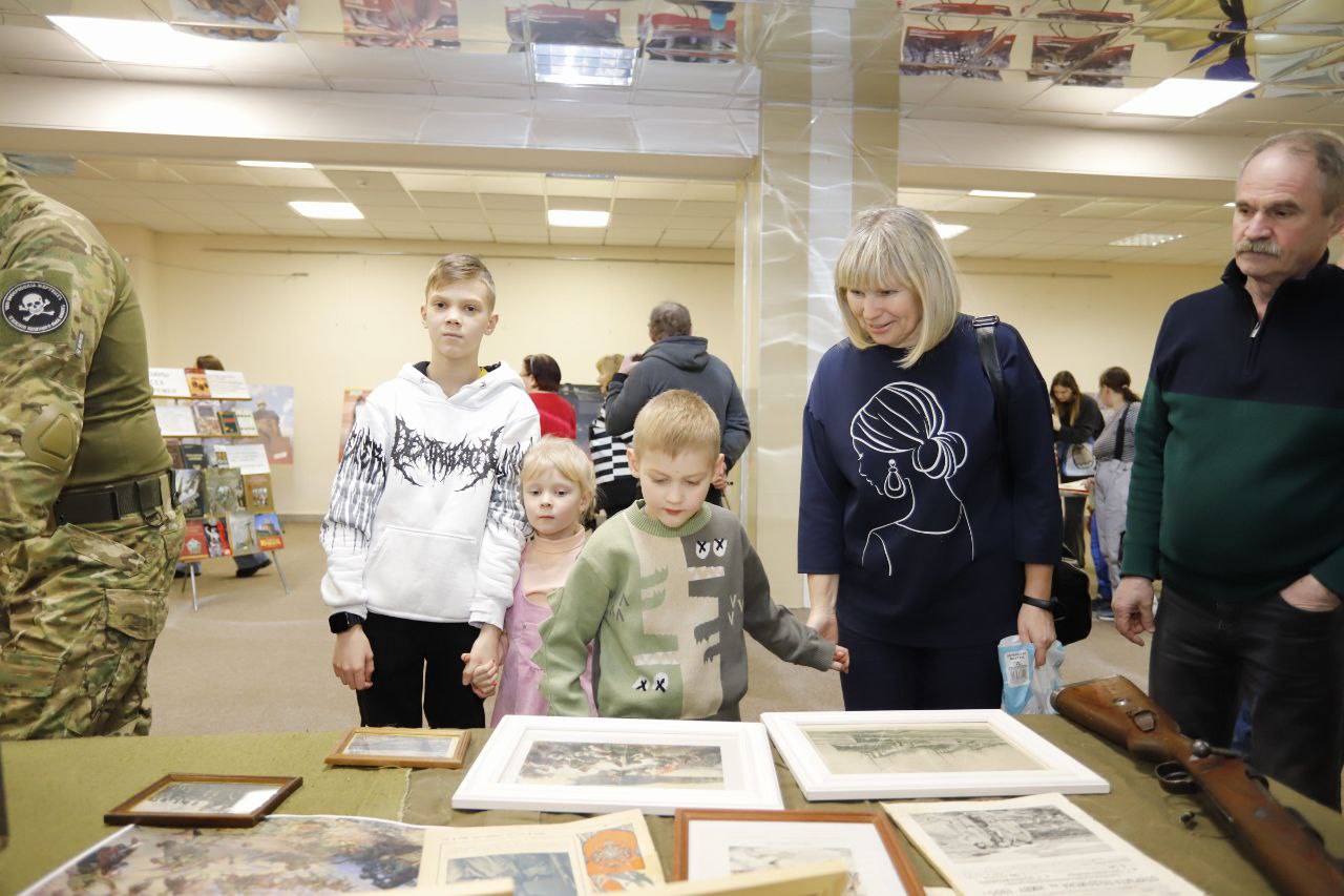 В зале дворца культуры «Исток» дали старт мероприятиям, посвящённым Году защитника Отечества