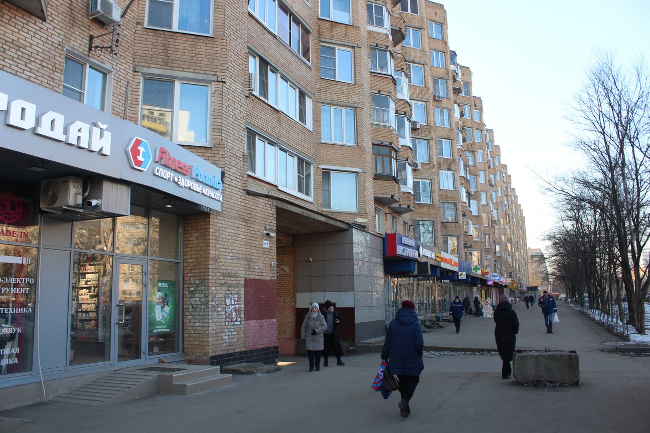 Заместитель главы городского округа Фрязино Артем Вольчак встретился с жителями домов № 8, 10 и 12 по Проспекту Мира