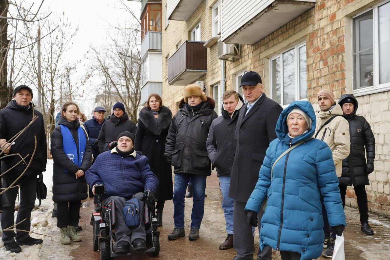 Глава городского округа Фрязино Дмитрий Воробьев провел рейд, касающийся вопроса доступной среды