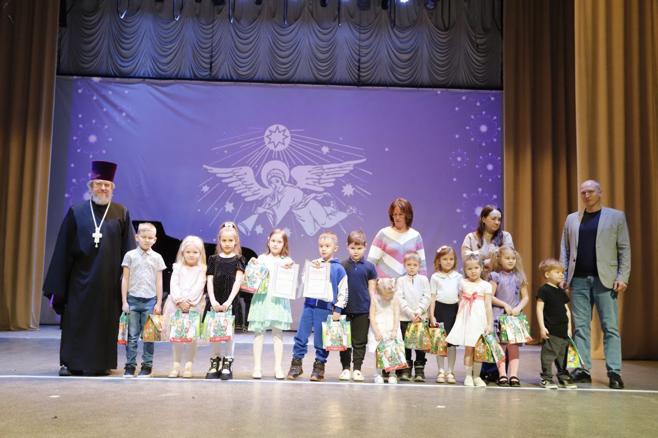 Во дворце культуры «Исток» подвели итоги одного из самых любимых городских конкурсов – «Вифлеемская звезда»!